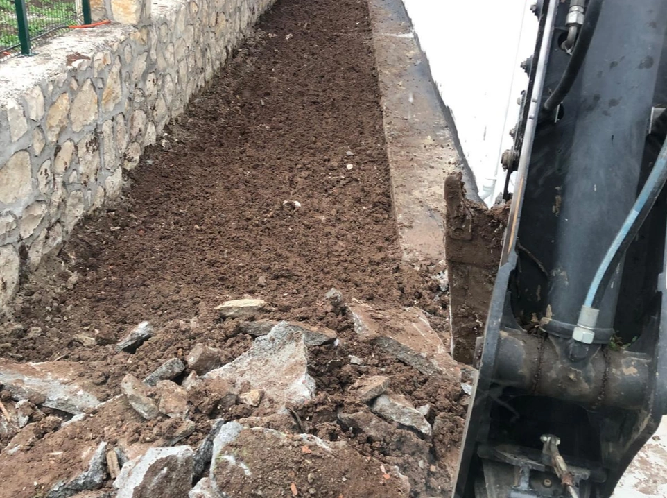 Başiskele Kiralık İş Makineleri Saatlik Günlük